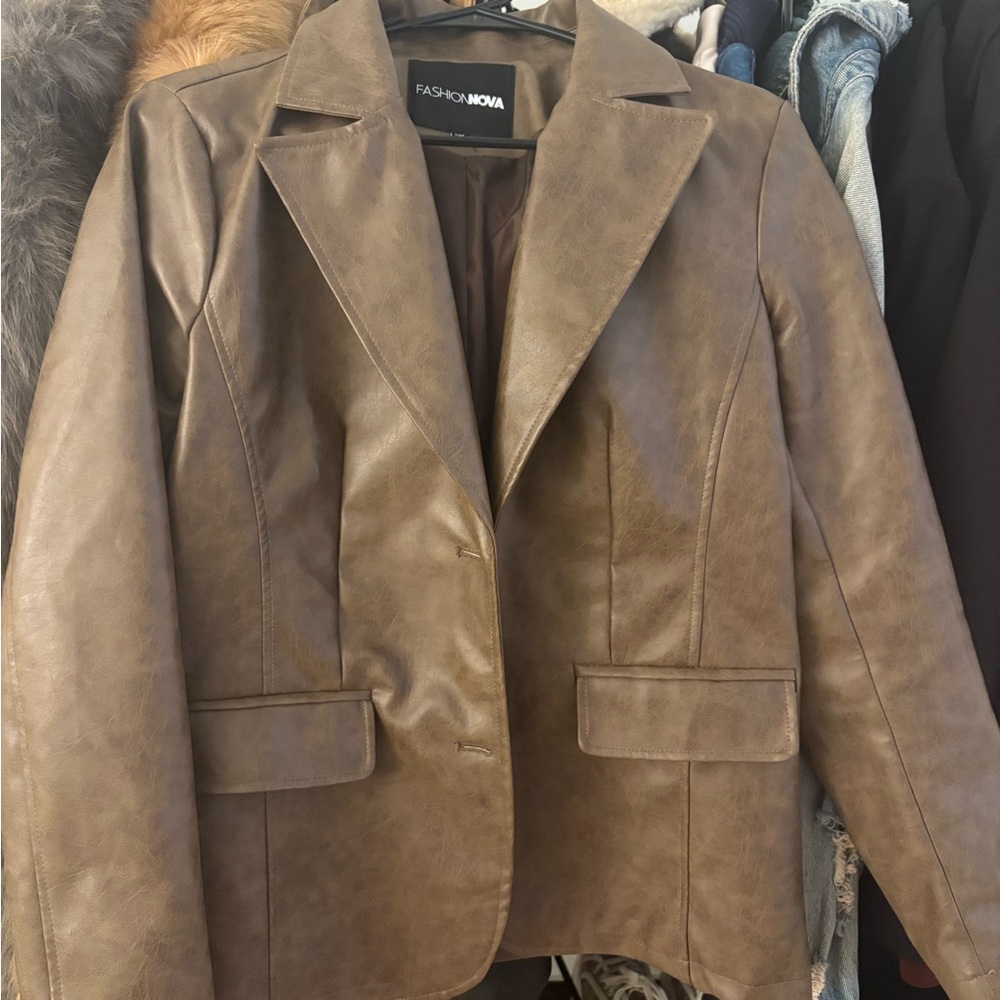 Fashion Nova Women's Tan Blazer